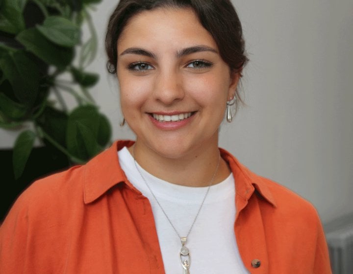 Annie's headshot