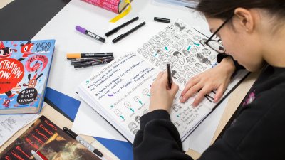Illustration online student working at a desk 